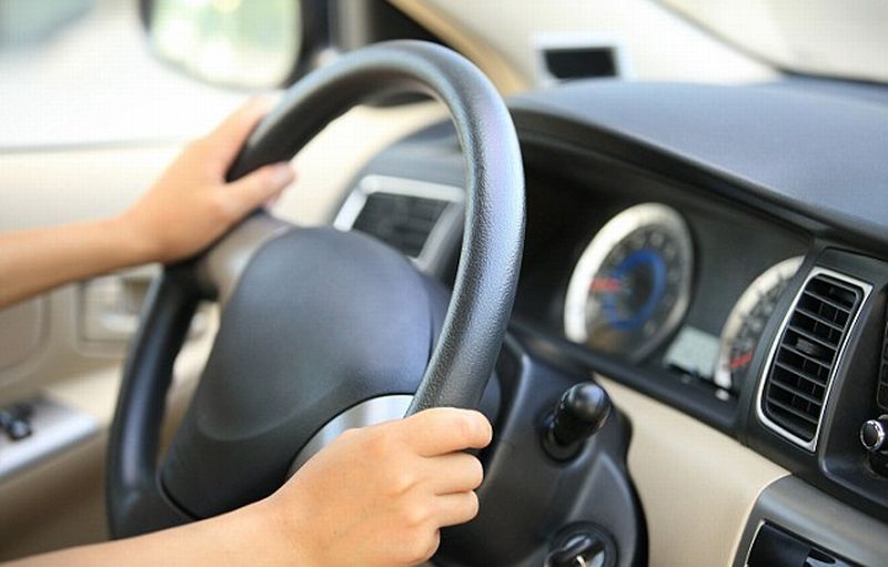 viral anak kecil belajar menyetir mobil
