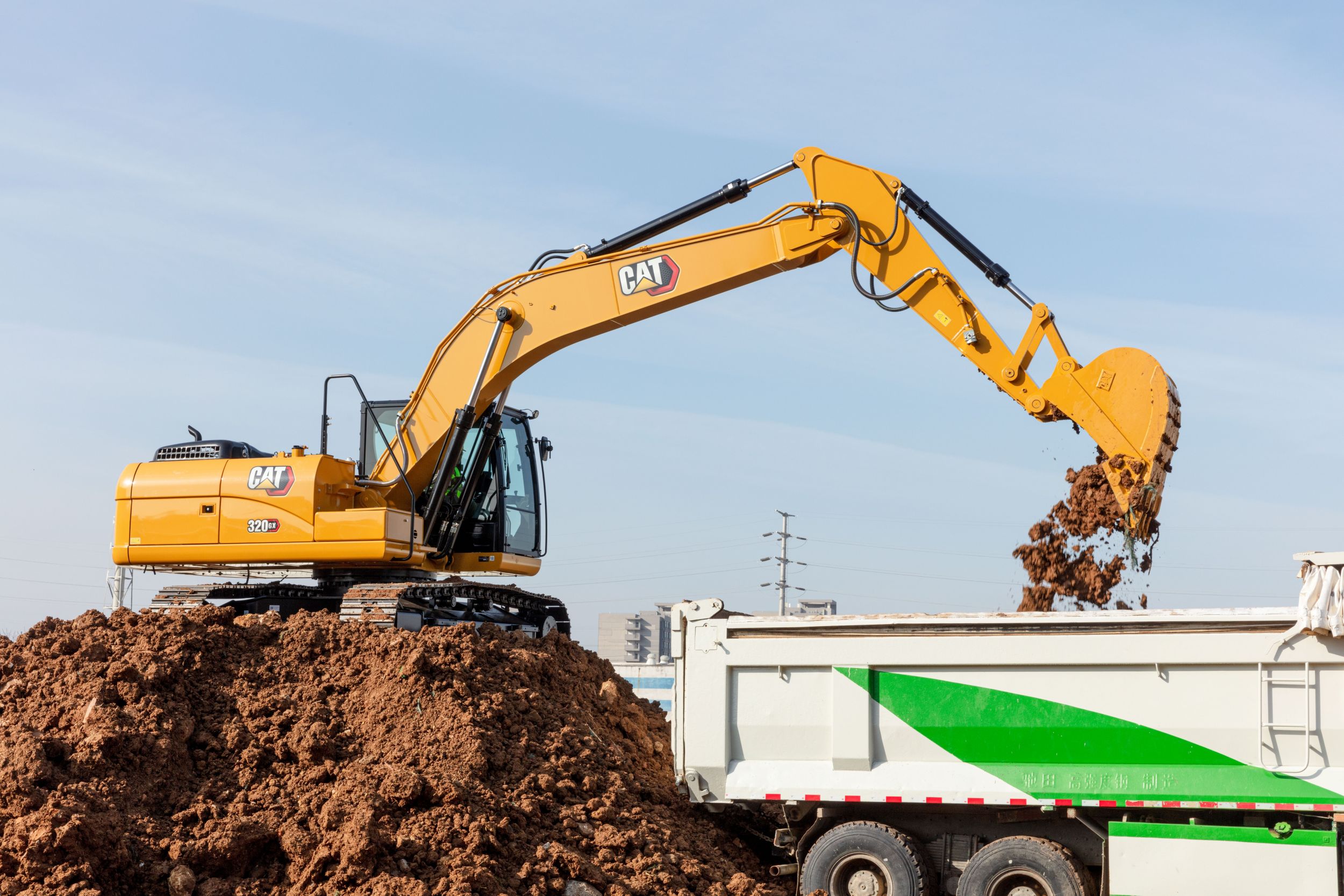 Peran Alat Berat Excavator dalam Pembersihan Lahan