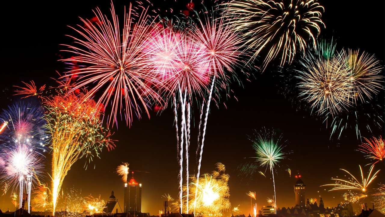 Negara Ini Sambut Tahun Baru dengan Cara Unik, Lho!